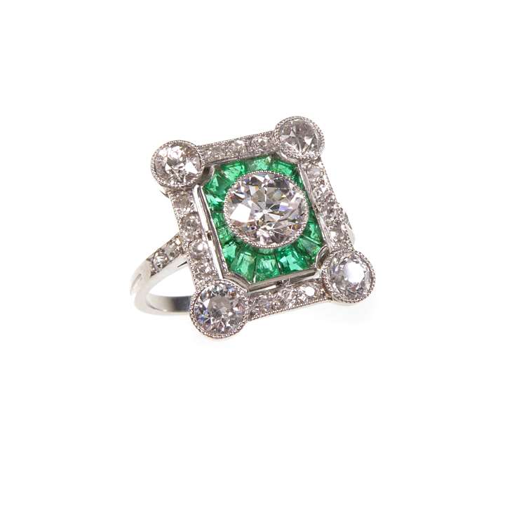 Art Deco diamond and emerald cluster ring, rectangular outline